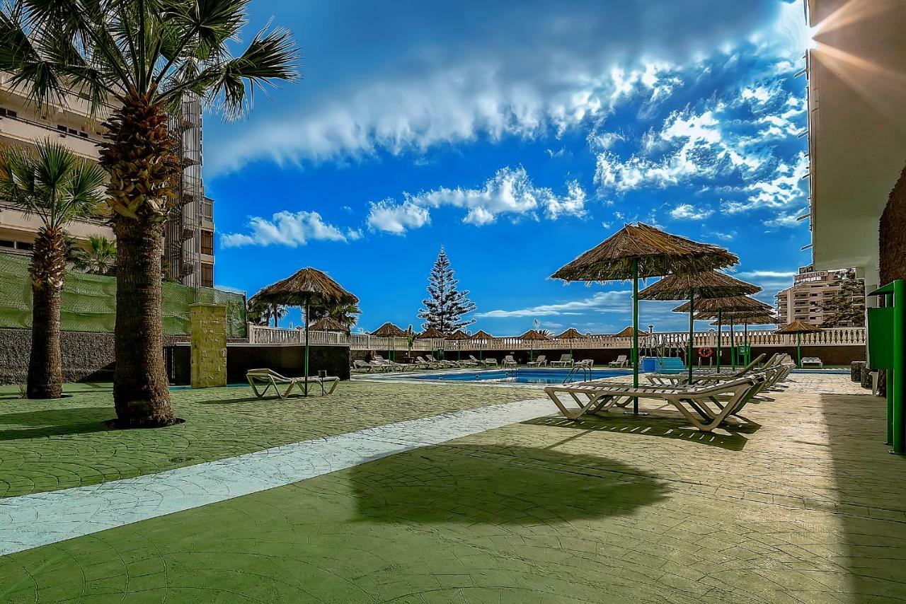 Apartamentos Olympia Playa de las Americas  Exterior photo